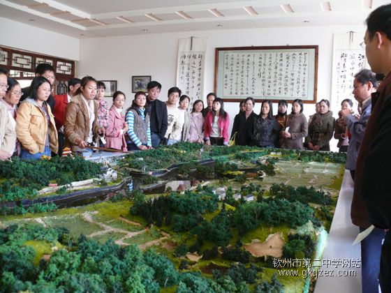 高三年级教师到桂林柳州等地参观学习